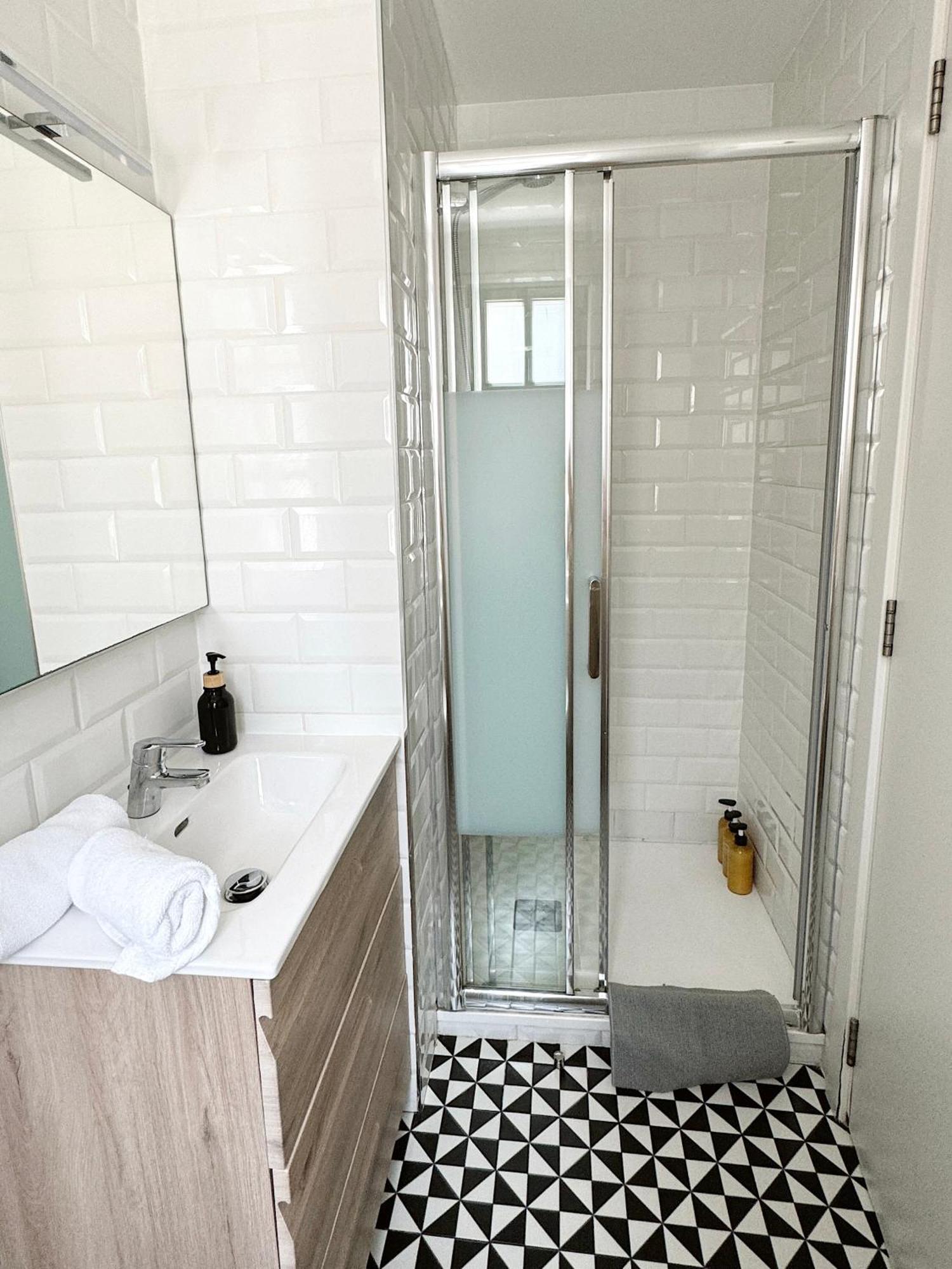 Master Penthouse Double Room Ensuite With Private Terrace - Grand Central House Cebelitarık Dış mekan fotoğraf